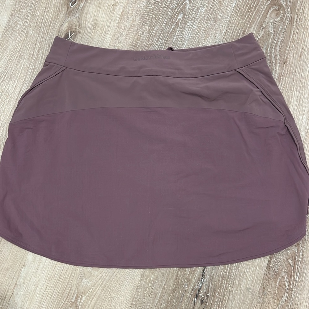 Outdoor Voices Exercise Skort 3” - Picture 3 of 9